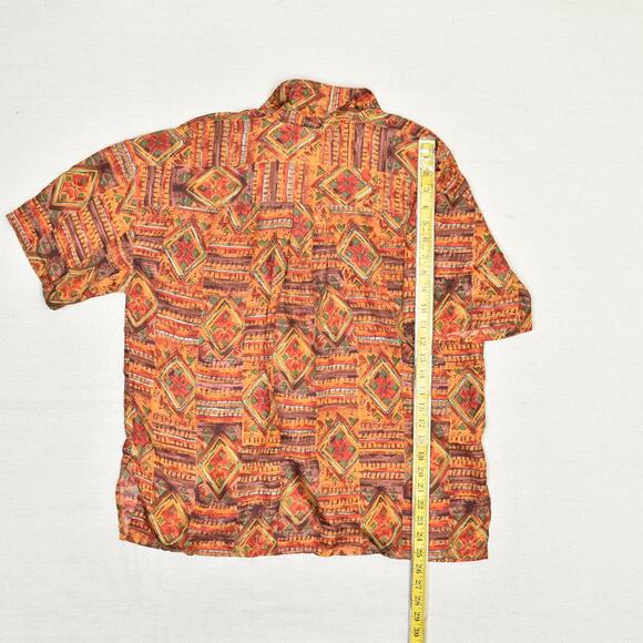 Kithie Lee Women's Button Up Top Short Sleeve Geometric Silk Multicolor Size M - Picture 6 of 8